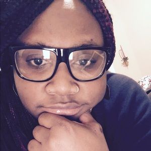 Meet your Posher, Briana